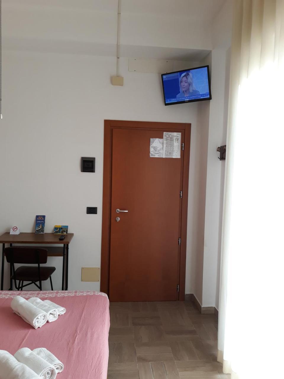 Hotel Luca Rimini Exterior photo